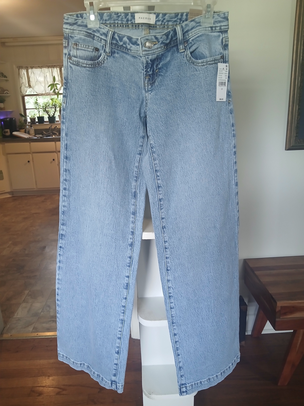 PacSun Women's Wide-Leg Jeans in Light Blue Denim - Picture 4 of 9